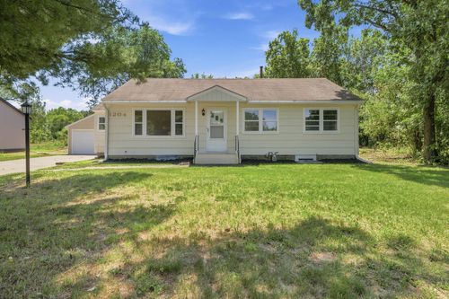 1204 133rd Ln Ne, Ham Lake, MN, 55304-6903 | Card Image
