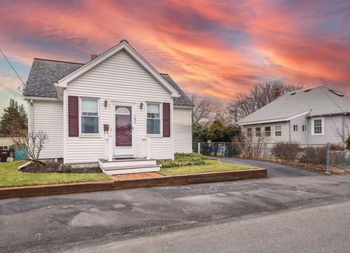 32 Beloit Rd, Dedham, MA, 02026-5306 | Card Image