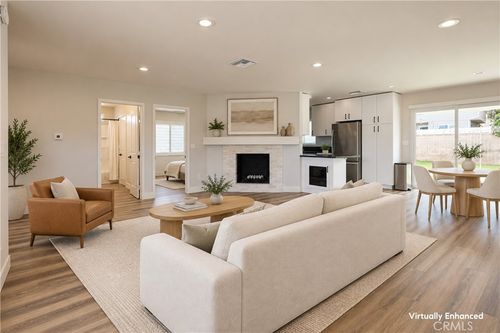 315 University Dr, Costa Mesa, CA, 92627 | Card Image
