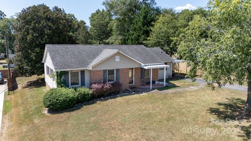 2015 Foxworth Ln, Gastonia, NC, 28052-6010 | Card Image