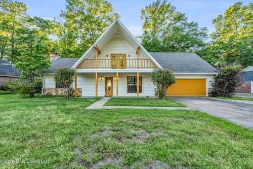 124 Cedar Dr, Columbus, MS, 39705-3149 | Card Image