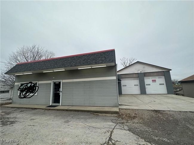 View of detached garage | Image 14