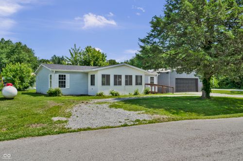 384 Honey Locust Pl, North Vernon, IN, 47265-9059 | Card Image