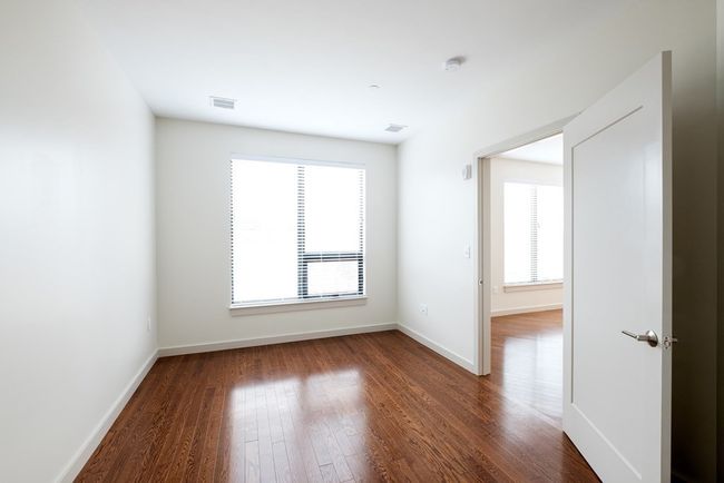 APT-301 - 455 Harvard St, Condo with 2 bedrooms, 1 bathrooms and 1 parking in Brookline MA | Image 11