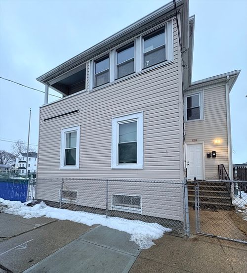 1350 Rodman St, Fall River, MA, 02721-3845 | Card Image