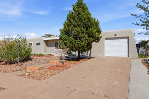 10108 Avenida Serena Dr Nw, Albuquerque, NM, 87114-4751 | Card Image