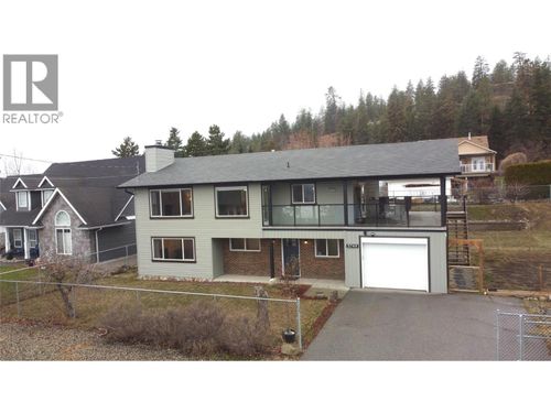 5749 Mackenzie Rd, Peachland, BC, V0H1X4 | Card Image