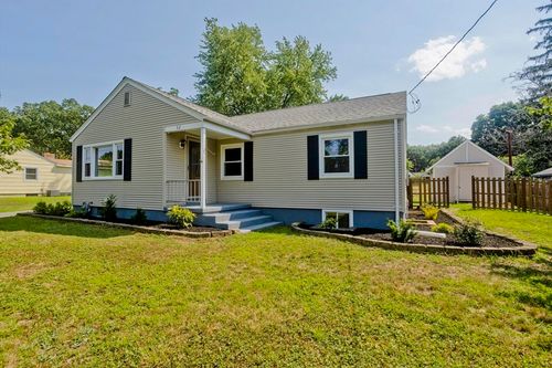 52 Governor Dr, Westfield, MA, 01085-4712 | Card Image