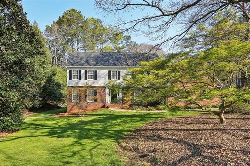 855 Old Creek Trl, Atlanta, GA, 30328-3644 | Card Image
