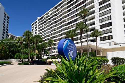 apt-908-500 Three Islands Blvd, Hallandale Beach, FL, 33009-2840 | Card Image