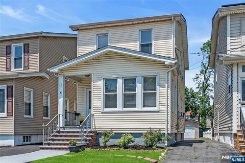 81 Coolidge St, Irvington, NJ, 07111-1109 | Card Image