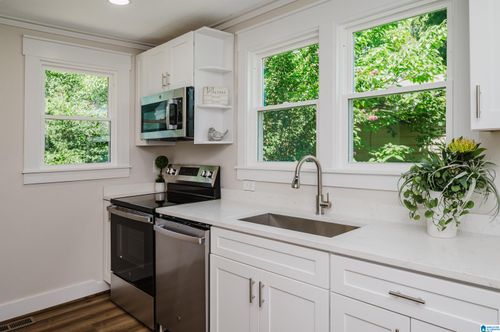 2008 4th Ave S, IRONDALE, AL, 35210-1625 | Card Image