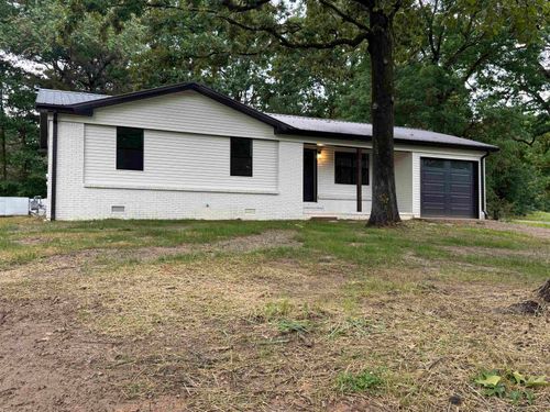 118 Clayhill Dr, Selmer, TN, 38375-5045 | Card Image