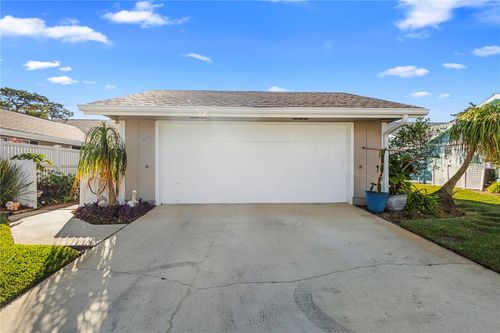 44 Fore Dr, NEW SMYRNA BEACH, FL, 32168-6150 | Card Image