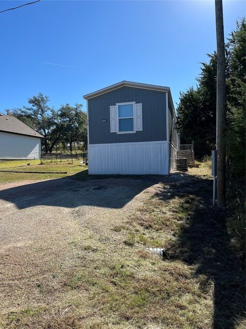 913 Bosque River Dr, Granbury, TX, 76048-5803 | Card Image