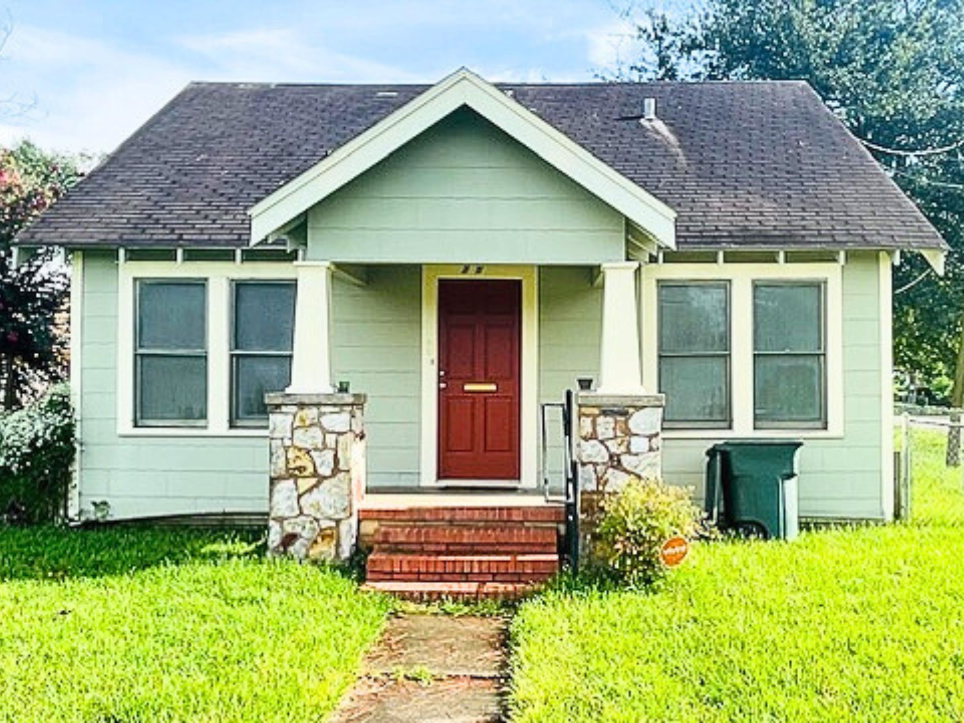 Highland Dr, Beaumont, TX 77705