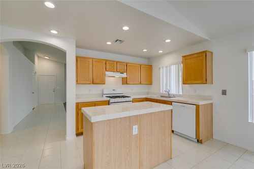 1920 Sondrio Dr, Las Vegas, NV, 89134-2593 | Card Image