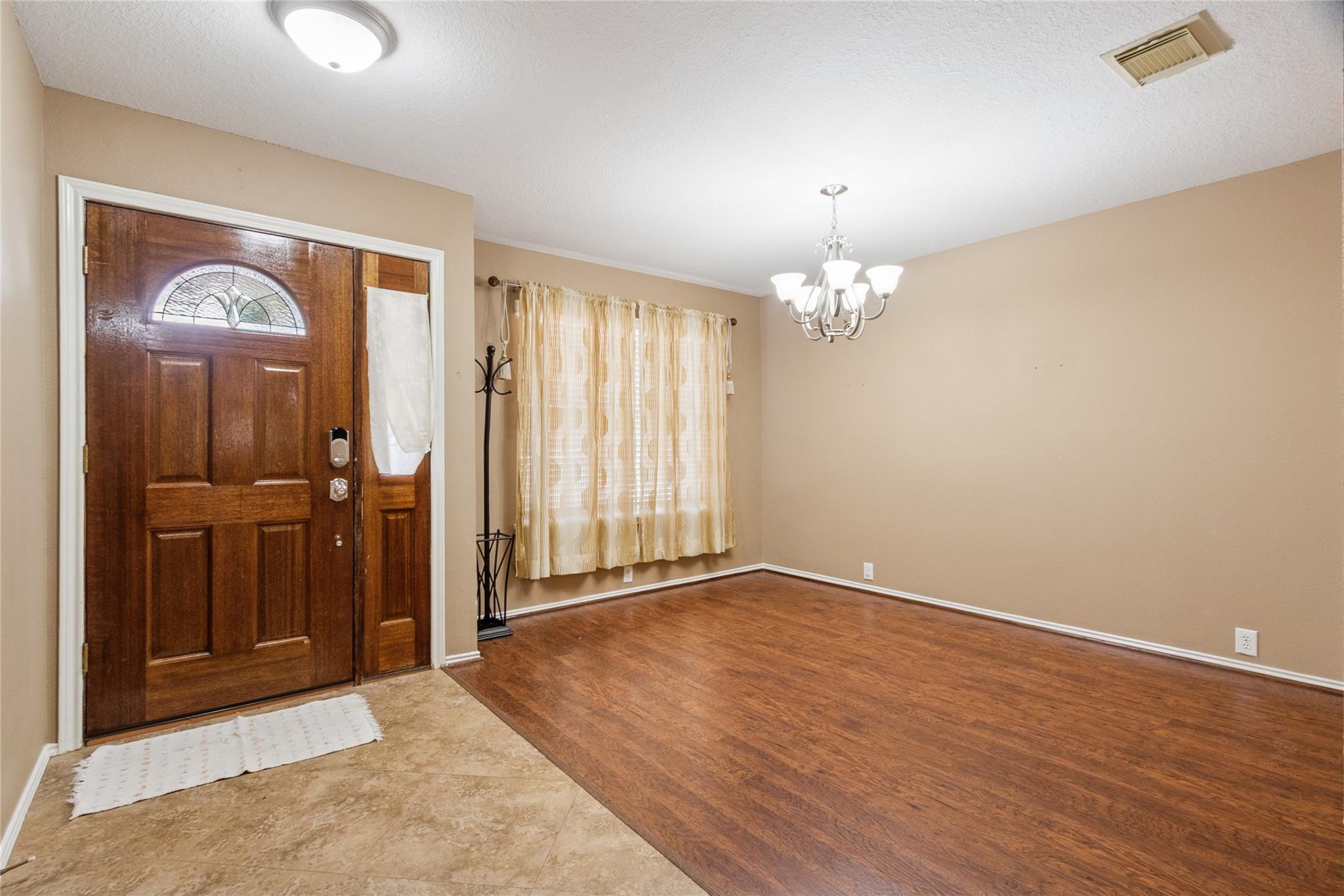 Residential Lease in Sugar Land 3