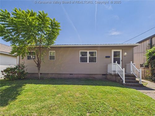 103 Dunbar Ave, Dunbar, WV, 25064-3305 | Card Image