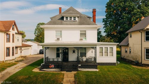 424 S 4th St, Coshocton, OH, 43812-2023 | Card Image