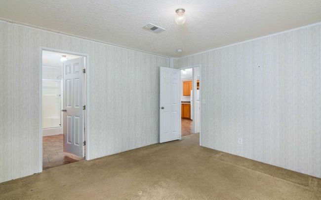 9441 133 Rd Dr, House other with 3 bedrooms, 2 bathrooms and 3 parking in Live Oak FL | Image 19