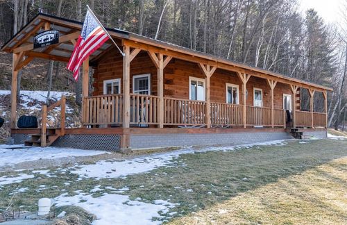 W7113 Leigh Road, Summit, WI, 53948 | Card Image