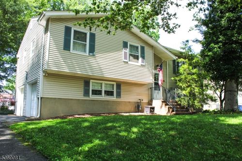 10 Carson Rd, Budd Lake, NJ, 07828-3515 | Card Image
