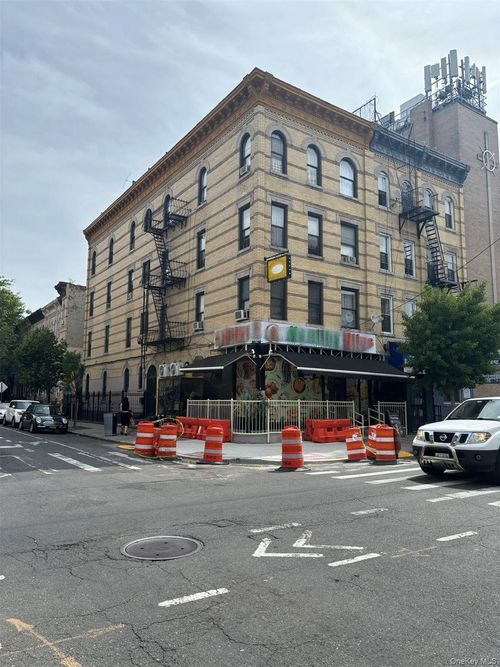 735 Knickerbocker Ave, Brooklyn, NY, 11221-5386 | Card Image
