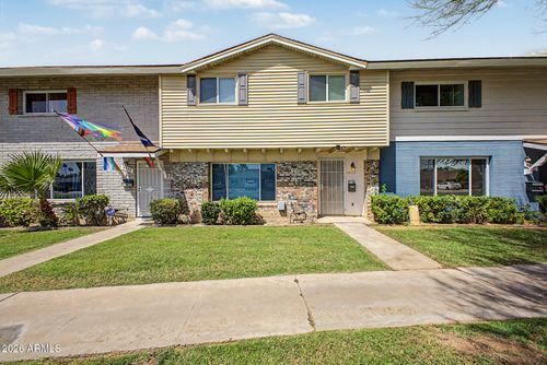 4522 N 15th Ave, Phoenix, AZ, 85015-3805 | Card Image