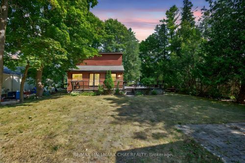 566 Oxbow Park Dr, Wasaga Beach, ON, L9Z2T8 | Card Image