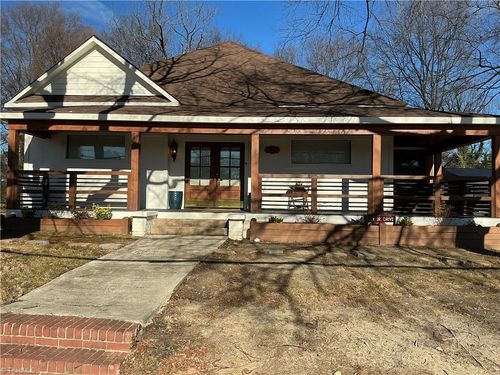 1813 Martin Luther King Jr Dr, Greensboro, NC, 27406-3126 | Card Image