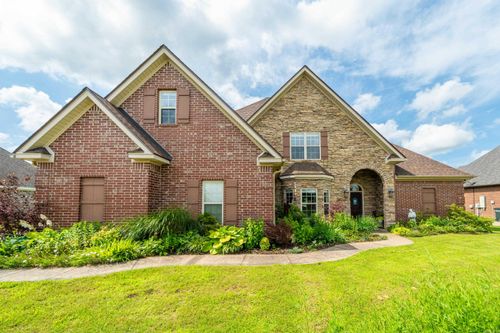 13404 Berkshire Mnr, North Little Rock, AR, 72117-5343 | Card Image