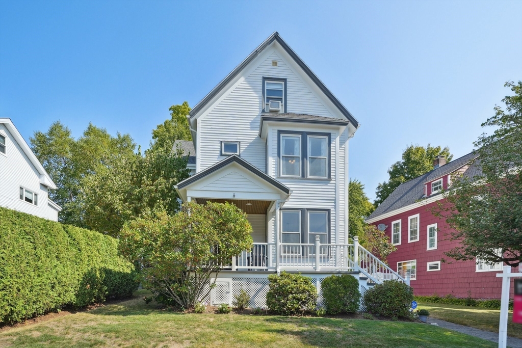 Mount Vernon St, West Roxbury, MA 02132