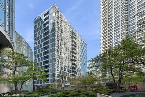 15b-403 N Wabash Ave, Chicago, IL, 60611-3548 | Card Image
