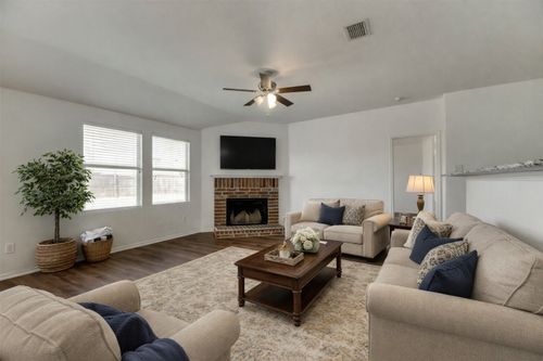 210 Long Prairie Dr, Forney, TX, 75126-4741 | Card Image