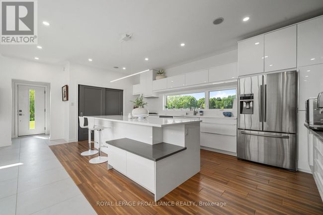 2670 County Road 8 Road, House other with 7 bedrooms, 7 bathrooms and 10 parking in Prince Edward County (North Marysburg Ward) ON | Image 19