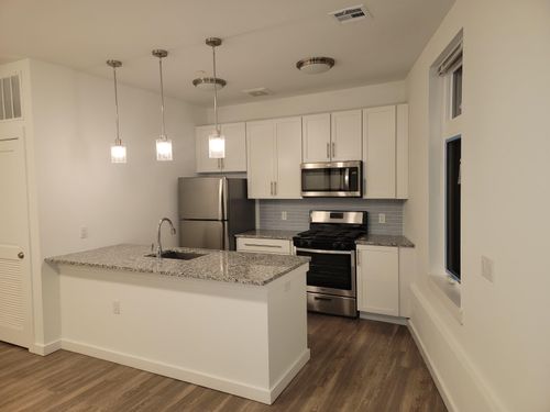 303-61 Virginia Ave, Jersey City, NJ, 07304-2219 | Card Image