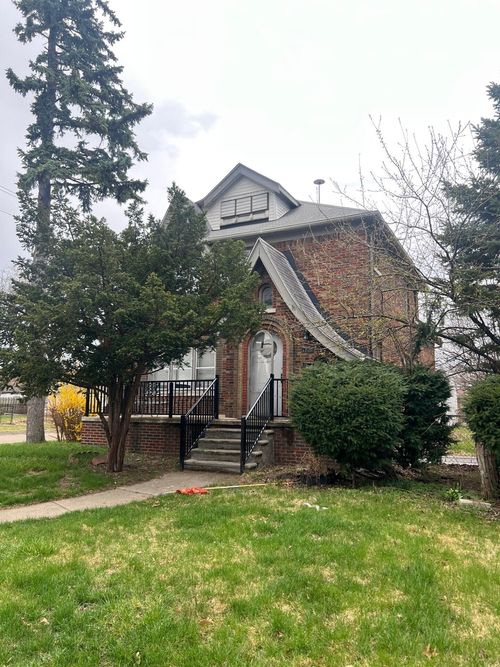 17303 Runyon Street, Detroit, MI, 48234 | Card Image