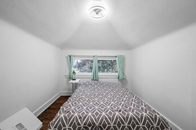 1722 Reaney Ave | Image 23