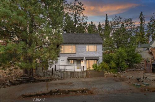 39178 Sioux Dr, Fawnskin, CA, 92333-1069 | Card Image