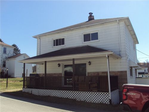 135 5th St, Acosta, PA, 15520-1112 | Card Image
