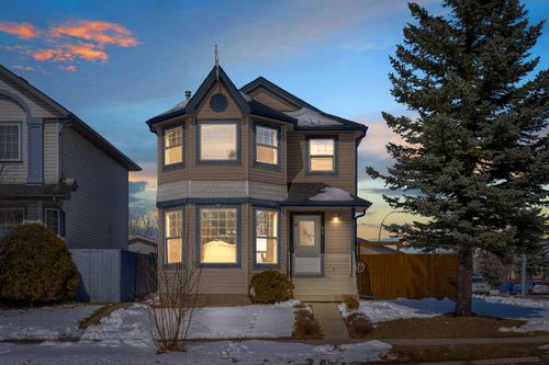 92 Taradale Dr Ne, Calgary, AB, T3J4W7 | Card Image