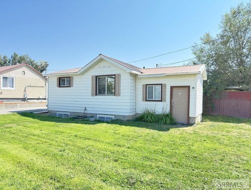 112 Topaz St, Blackfoot, ID, 83221-2755 | Card Image