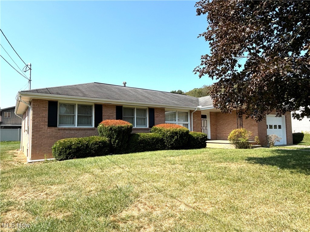 Parkview Dr, Wellsville, OH 43968