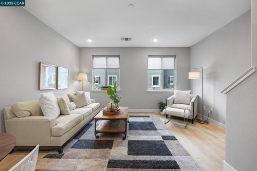 unit-h-339 Pear Tree Ter, Napa, CA, 94558-3165 | Card Image