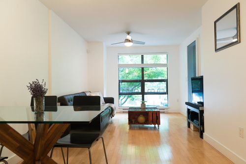 206-2137 W 10th Ave, Vancouver, BC, V6K4W4 | Card Image