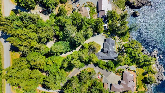 Aerial perspective of suburban area | Image 88