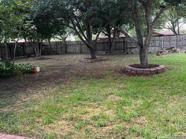 614 S 8 Th St, House other with 3 bedrooms, 2 bathrooms and null parking in Kenedy TX | Image 5