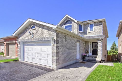 38 Sundew Dr, Barrie, ON, L4N9L8 | Card Image