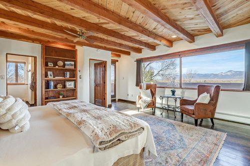 9 Hilltop Rd, Ranchos De Taos, NM, 87557-9728 | Card Image